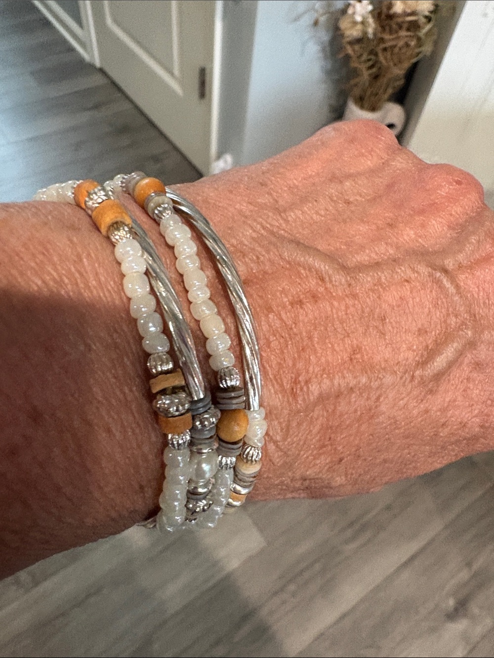Stackable Ivory Beaded and Silver Tone Women's Bracelet Set